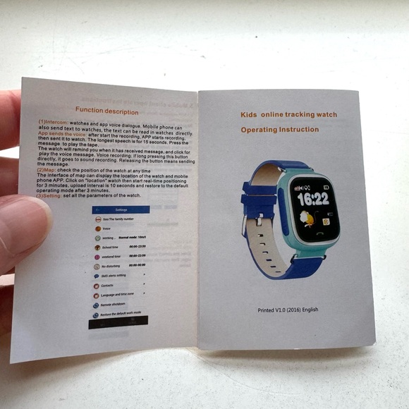 NWT Kids GPS tracker. Blue colour. Smart watch tracker, waterproof, SOS calls. - Picture 7 of 10